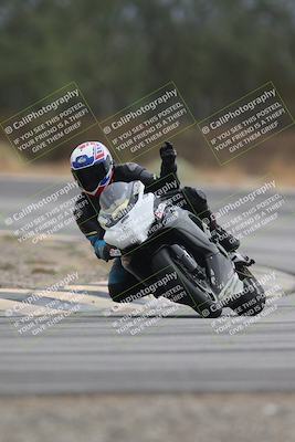 media/Sep-21-2025-Race Pace (Sun) [[98bf33ef95]]/Non Verified/4-Turn 3 (910am)/